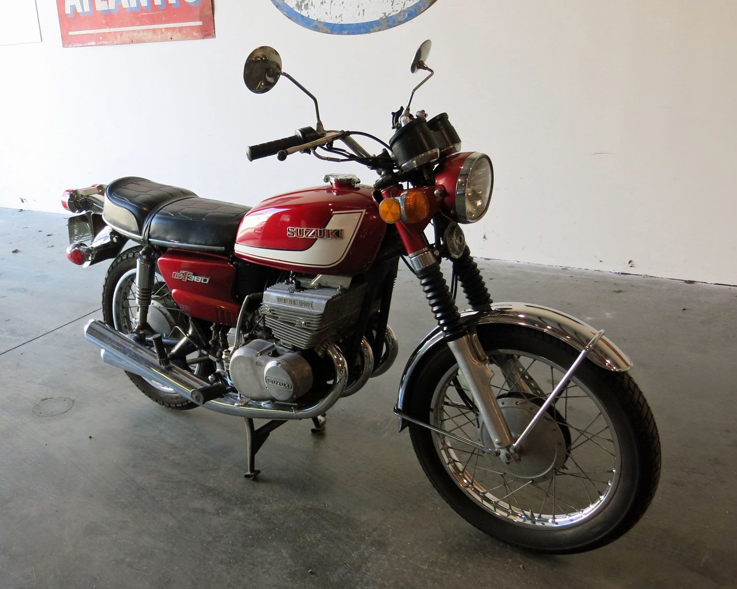1972-suzuki-gt380