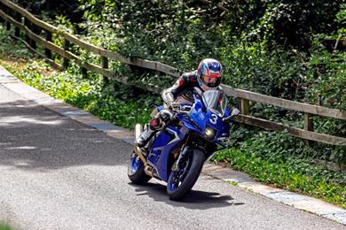 yamaha_r9.2.jpg