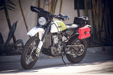 KTM-790-custom-01.jpg