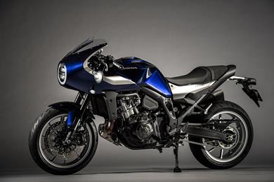 Honda-Hawk-11-01.jpg