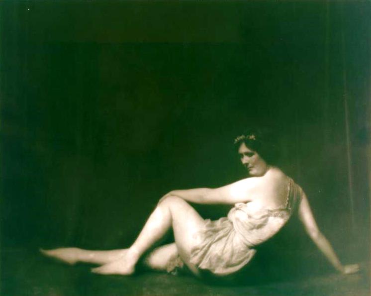 Isadora_Duncan_studies_4.jpg
