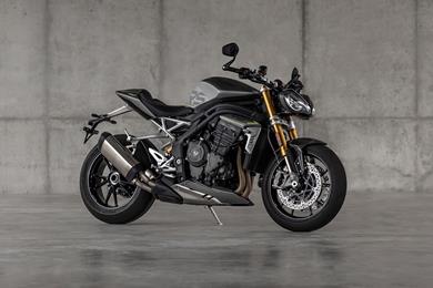Speed-Triple-1200-RS-01.jpg