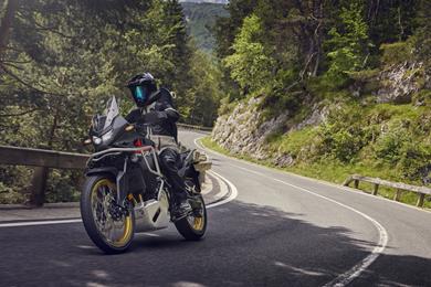 2025-honda-transalp-1.jpg