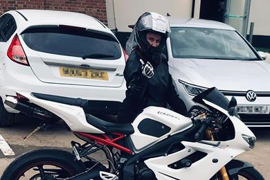 triumph-daytona-675r-sarah-mitchell.jpg