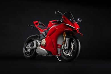 2025-ducati-panigale-v4-4.jpg