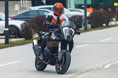 ktm-1290-anno-1.jpg