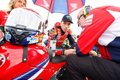andrew-irwin-injured.jpg