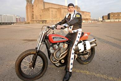 robbie_knievel_2.jpg
