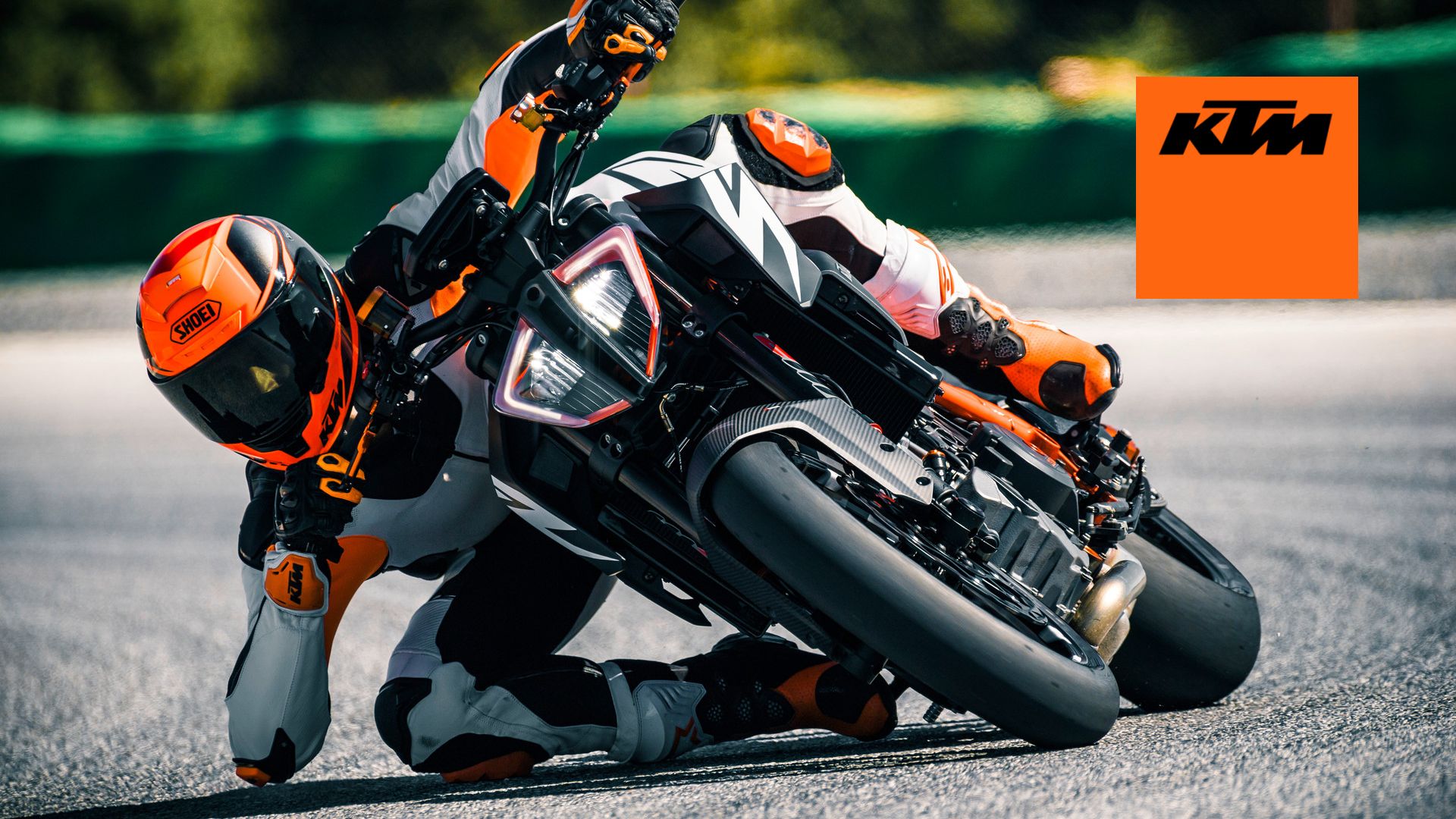 2019-1290-super-duke_r-1.jpg