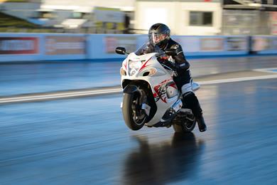 gen-2-hayabusa-santa-pod-wheelie.jpg