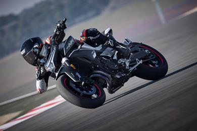 cfmoto-800nk-4.jpg