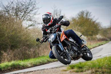 ktm25-1.jpg