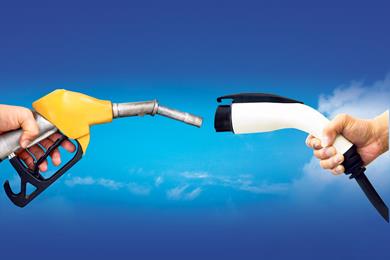 petrol-vs-battery-01.jpg