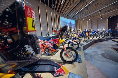 motohall_legends_of_the_dakar__1_.jpg
