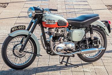 triumph-bonneville.jpg