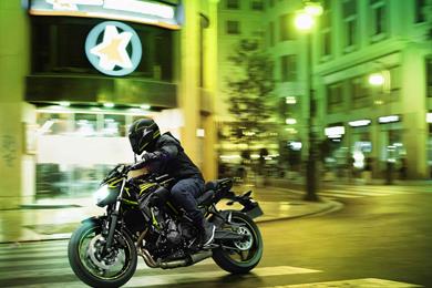 kawasaki-z650-town.jpg