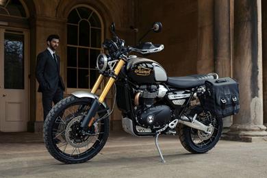 triumph-scrambler-1200-dgr-1.jpg