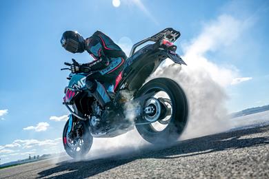 cfmoto-800mt-sport-r-03.jpg