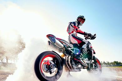 ducati-950-rve-1.jpg