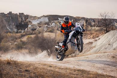 2023_ktm_790_adv_8.jpg