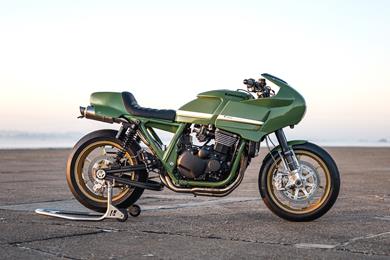 deBolex_ZRX1200R_1.jpg