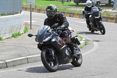 aprilia-rs440-spy-shot-01.jpg