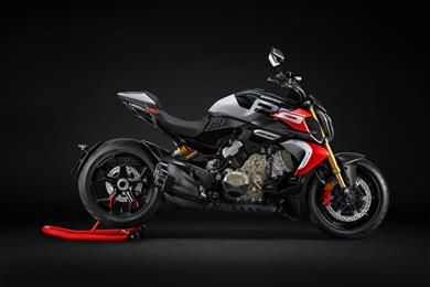2026_diavel_v4_rs__2_.jpg