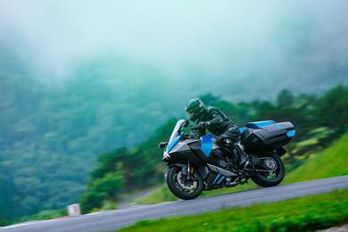 kawasaki-hydrogen-1.jpg