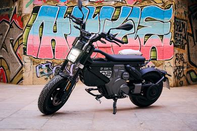 bmw_ce_02_6.jpg