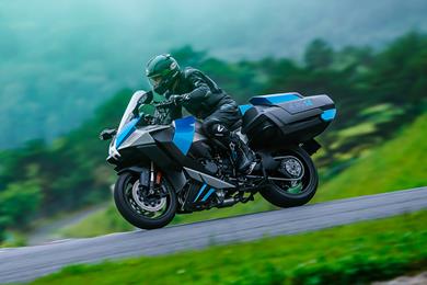 kawasaki-h2-sx-hydrogen-01.jpg