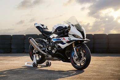 2023_s1000rr_1.jpg