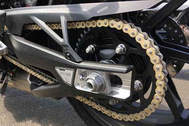 BMW-M-Endurance-chain.jpg