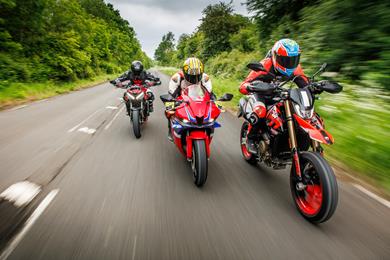 hypermotard-group-test.jpg