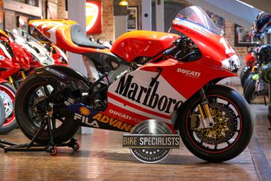 troy-bayliss-ducati-1.jpg