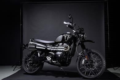Scrambler-1200-Bond-01.jpg