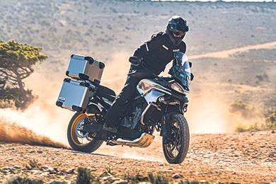 CFMOTO-800MT-01.jpg