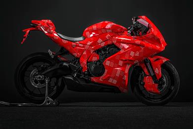 cfmoto-675sr-studio-_1_.jpg