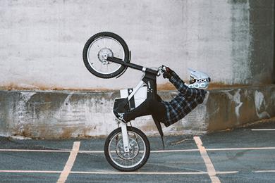 kalk_ink_wheelie.jpg