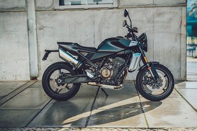 husqvarna_svartpilen_09.jpg