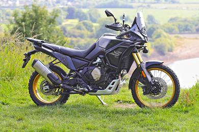 voge-ds800-rally-side.jpg