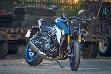 suzuki-gsxs1000-side.jpg