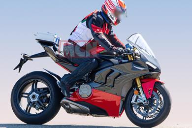 _V4-Superleggera-02.jpg
