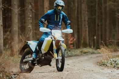 HUSQVARNA_701LR.jpg