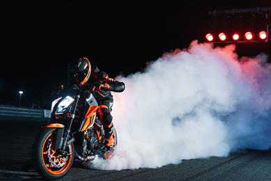 ktm_superduke_evo_2.jpg