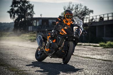 2023-ktm-1290-super-adventure-s.jpg