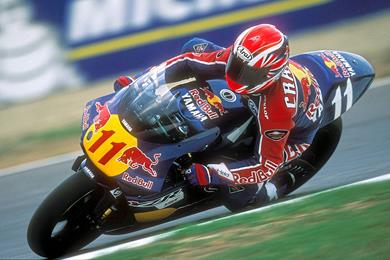 imola-on-dunlops-and-yamaha.jpg