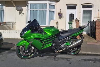 Keith-Kingsbury-ZZR1400-01.jpg
