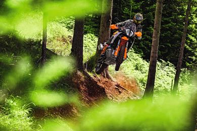 2023_ktm_890_adv.jpg