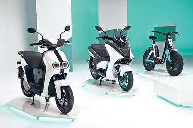 yamaha_electric_1.jpg
