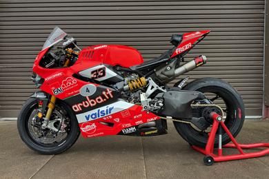 marco_melandri_panigale_2_preview.jpg